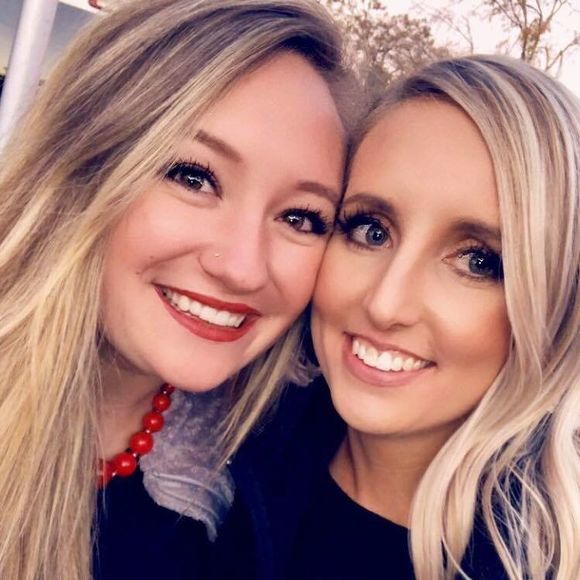 Meet your Posher, Jessica - Picture 1 of 1